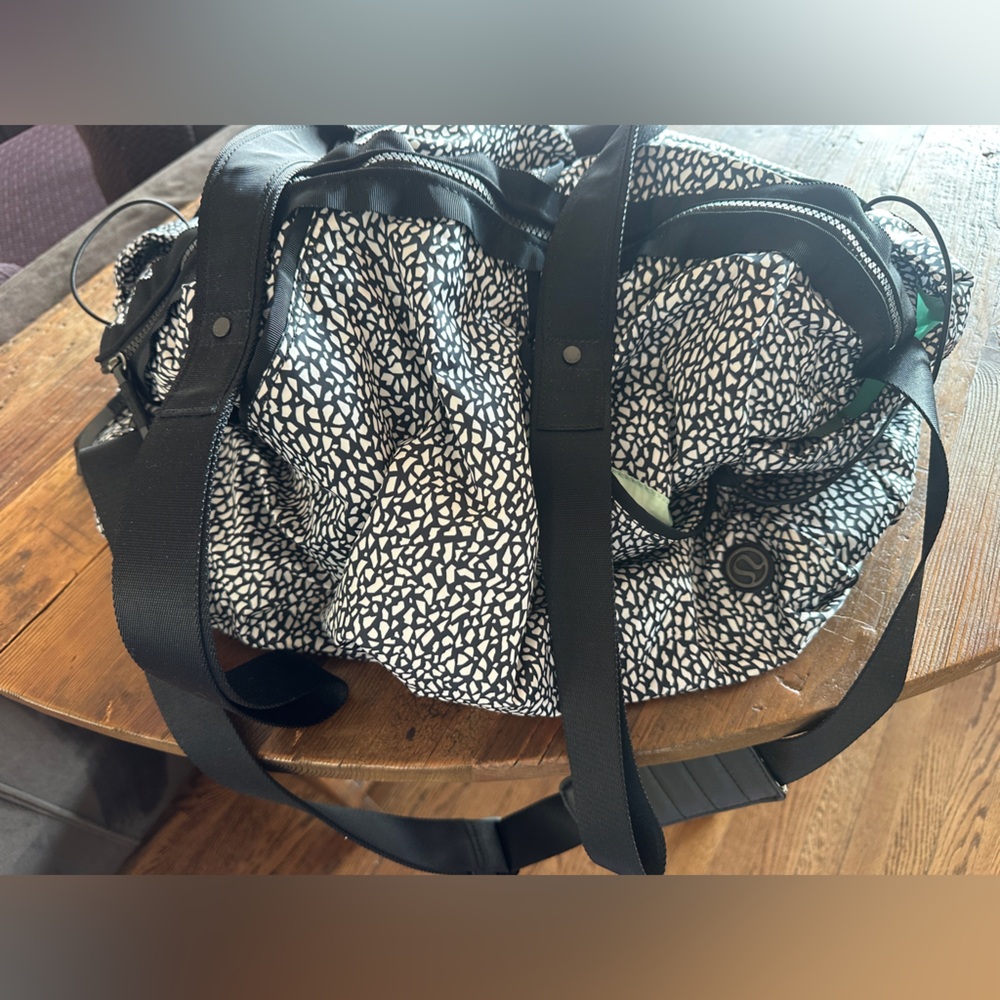 Lululemon gym bag